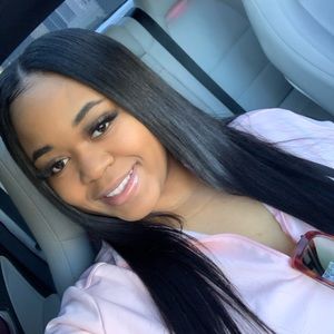 Meet your Posher, Tiara